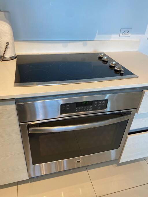 Amazing 1B-1B Apartment With Amazing View! 28A Hallandale Beach Exterior photo