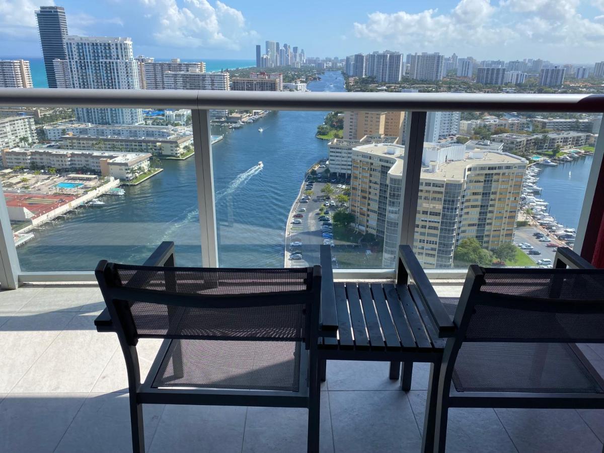 Amazing 1B-1B Apartment With Amazing View! 28A Hallandale Beach Exterior photo