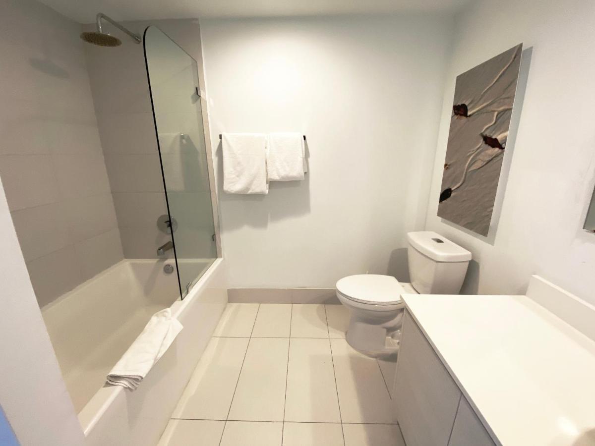 Amazing 1B-1B Apartment With Amazing View! 28A Hallandale Beach Exterior photo
