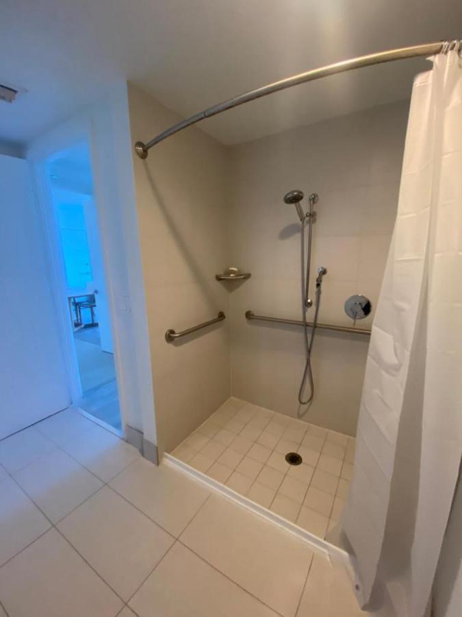 Amazing 1B-1B Apartment With Amazing View! 28A Hallandale Beach Exterior photo